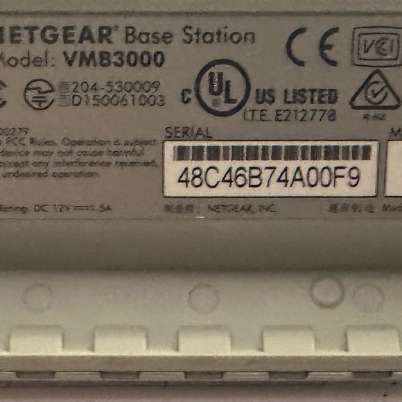 NETGEAR - Picture 3 of 3